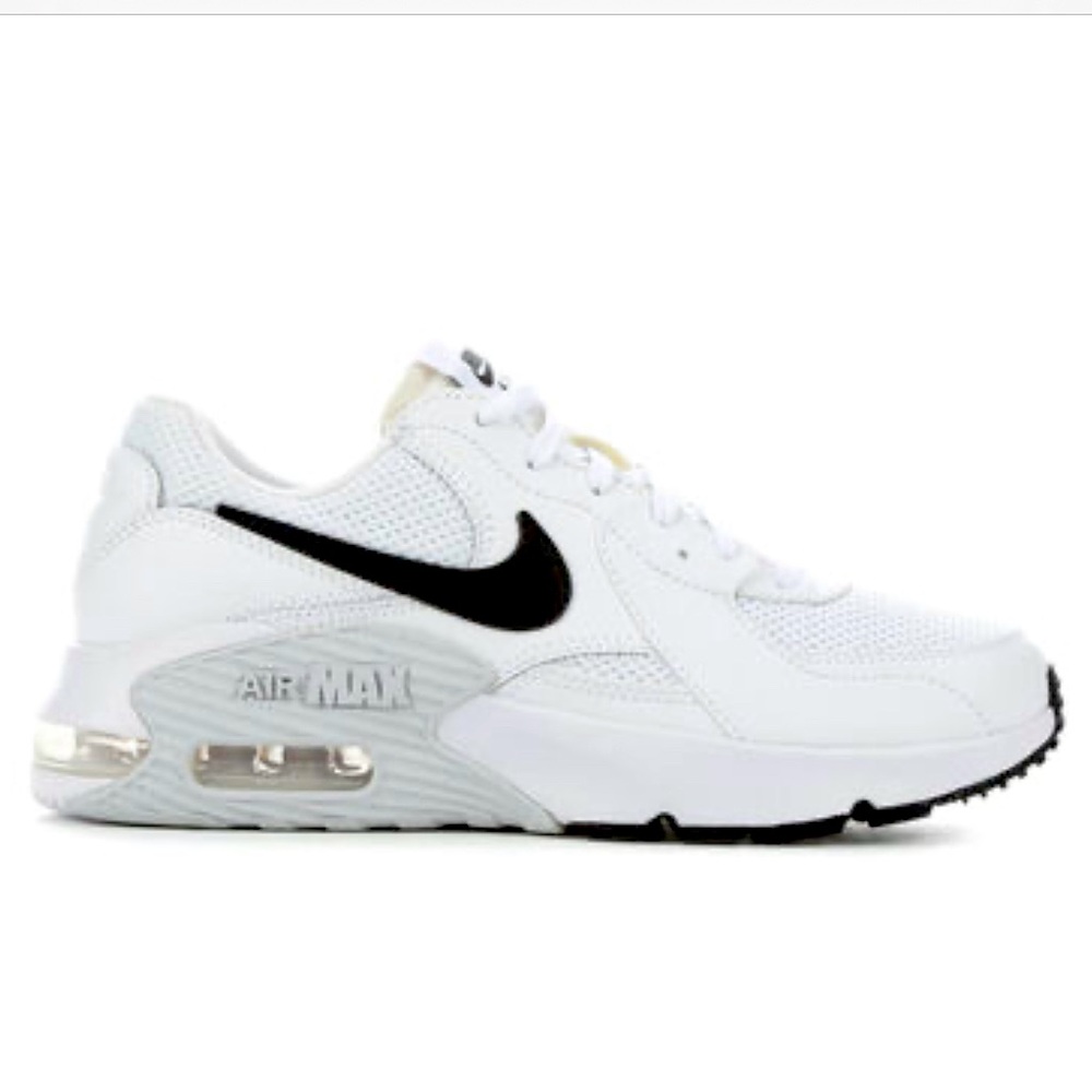 NWT women’s Nike Air Max Excee